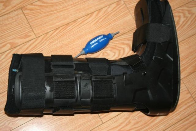 airboot cast