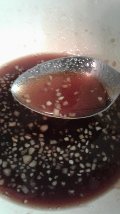 red current garlic honey sauce