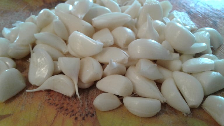 garlic small cloves
